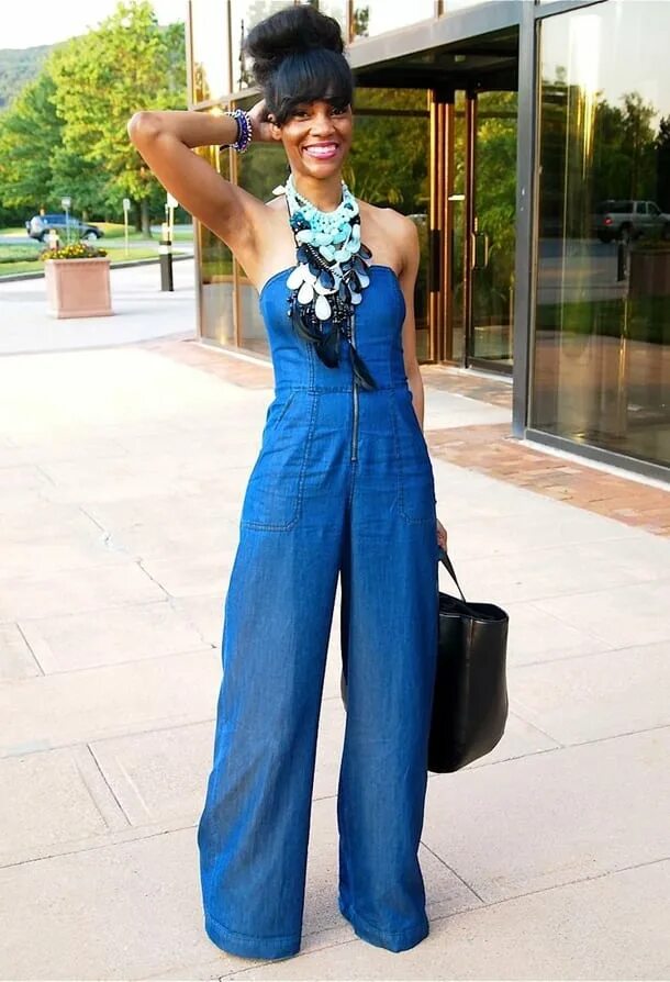 Надевать комбинезон. Необычные комбинезоны. джинсовый комбинезон широкие штаны. необычные комбинезоны женские. комбинезон женский джинсовый с широкими брюками.