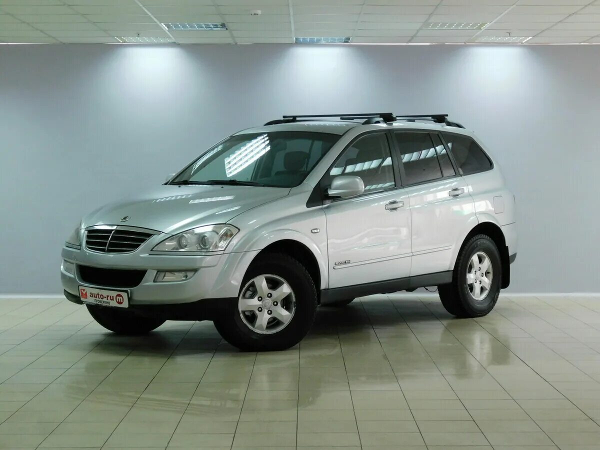 SSANGYONG Kyron 2010. SSANGYONG Kyron 2.0 141 л.с. ССАНГЙОНГ Кайрон 2010 года. Kyron SSANGYONG 2010 серебристый. Кайрон 2010г