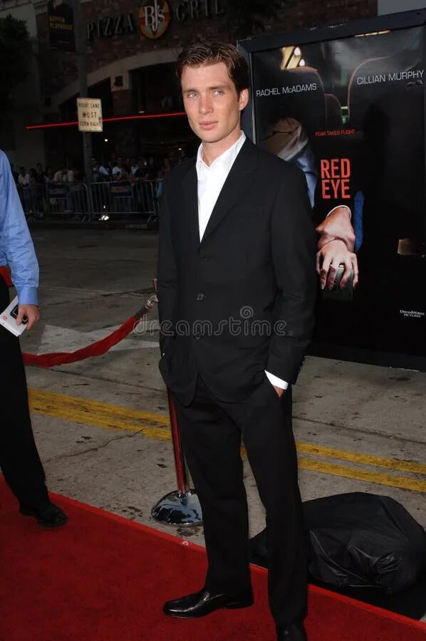 Киллиан мерфи награды. Cillian murphy red eye. киллиан мерфи в лондоне на премьере. cillian murphy red carpet 2025. киллиан мерфи пассажир.