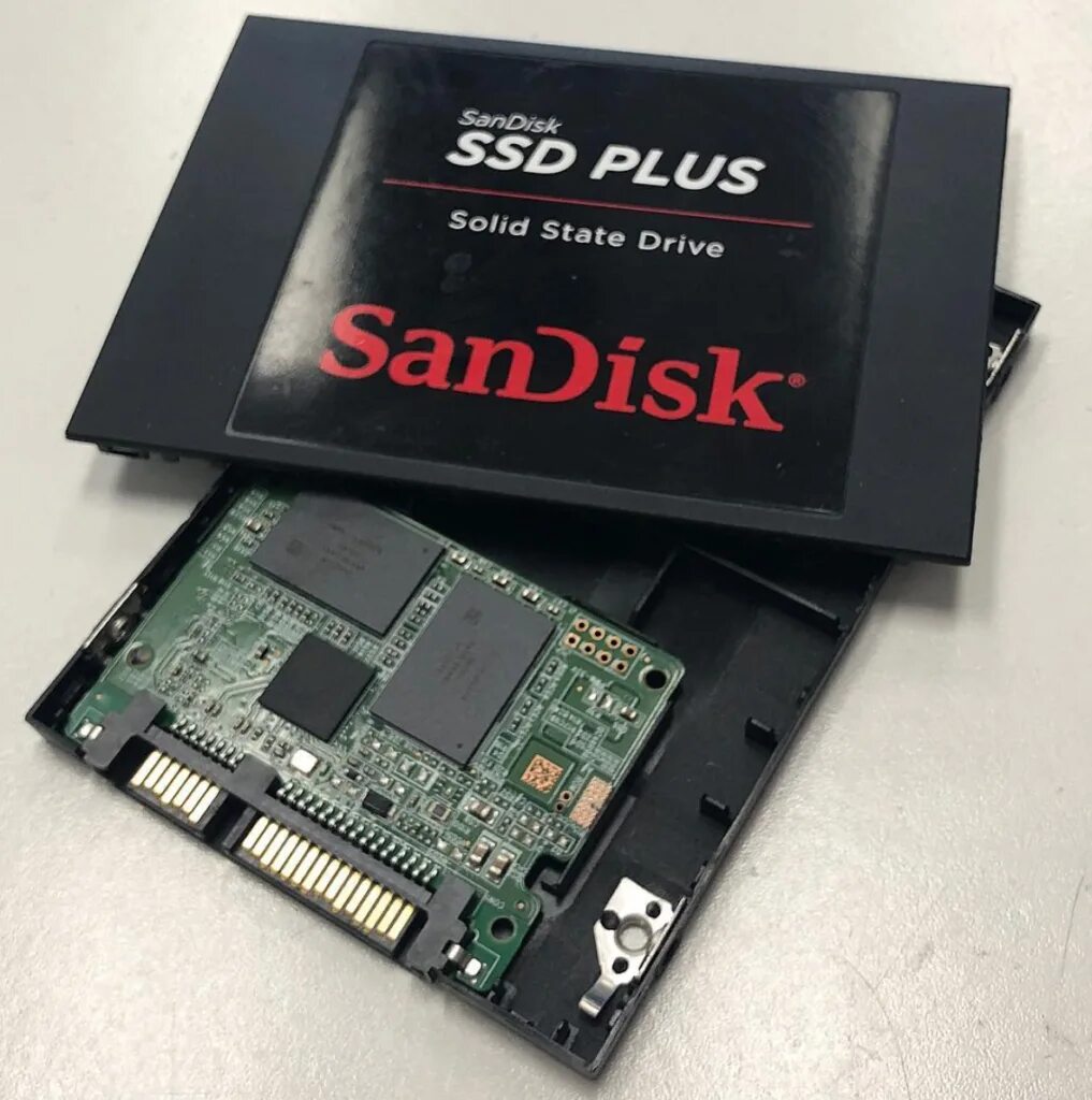 Sandisk ssd. SANDISK df4064 SSD. SANDISK 512 SSD USB. SANDISK SSD Plus SATA USB. Твердотельный накопитель SANDISK SDSSDA-1t00-g26.