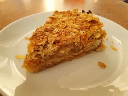 Овсяный пирог с яблоками