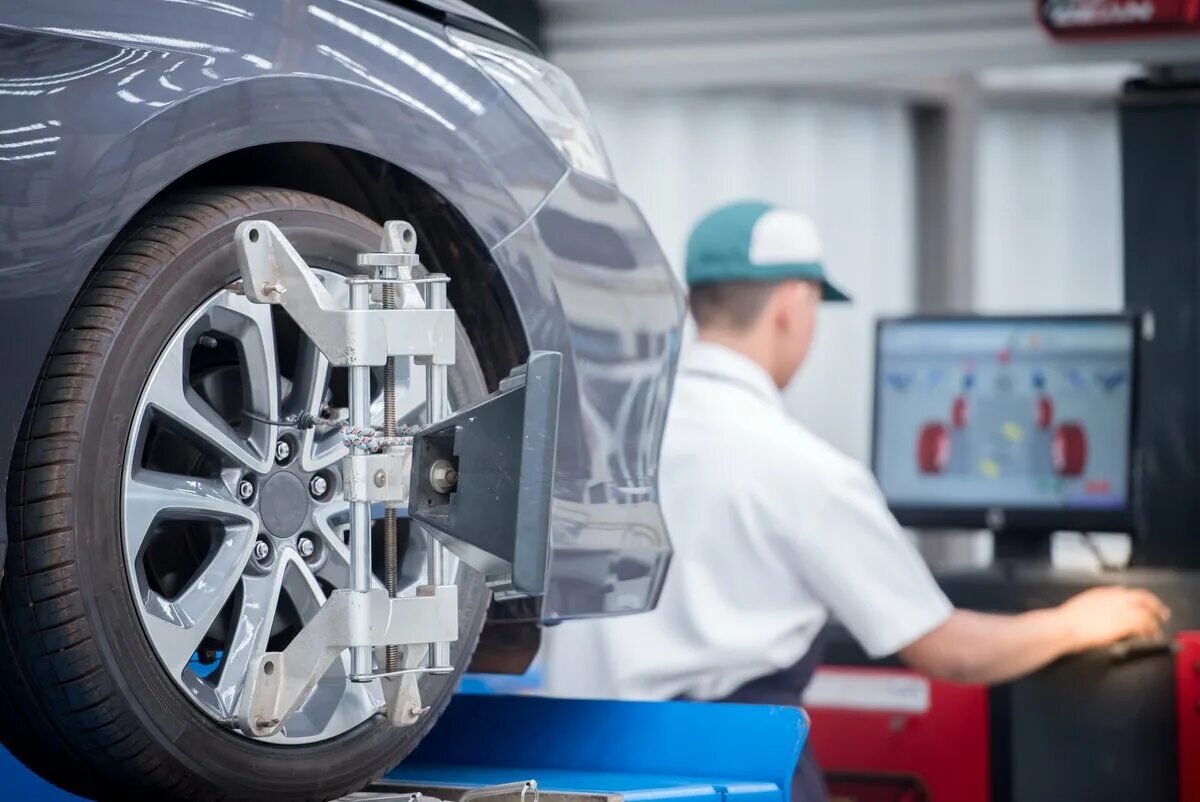 Балансировка и сход развал. Wheel alignment car. развал балансировка. развал схождение 3d. сход развал bmw.