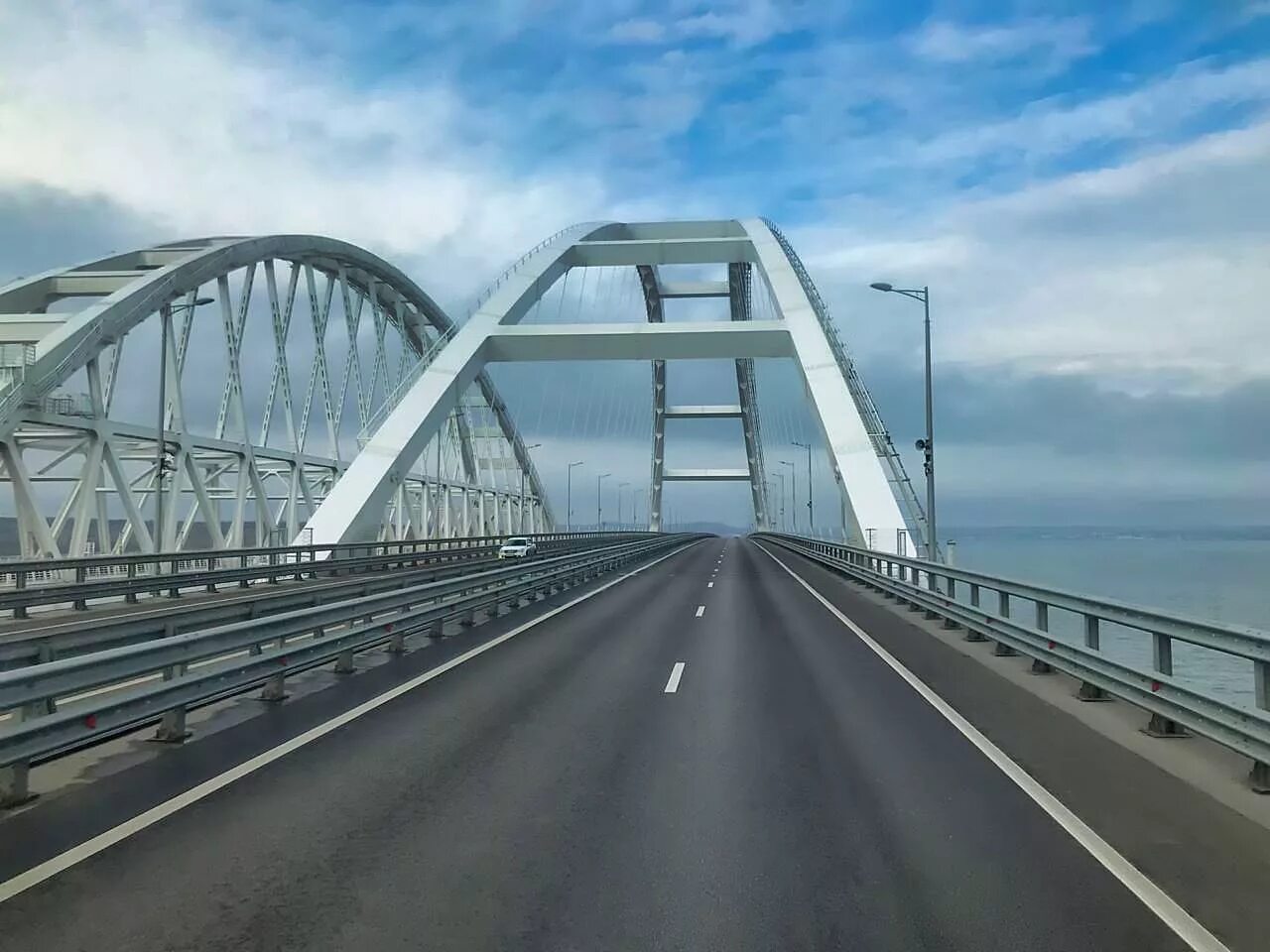 Крымский мост. Крымский мост Крым. Крымский мост мост. Ялта Крымский мост.