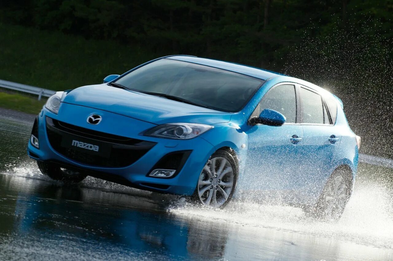 Mazda 11. Mazda 3. Мазда тройка. Mazda фото. Мазда 3 бирюзовая.