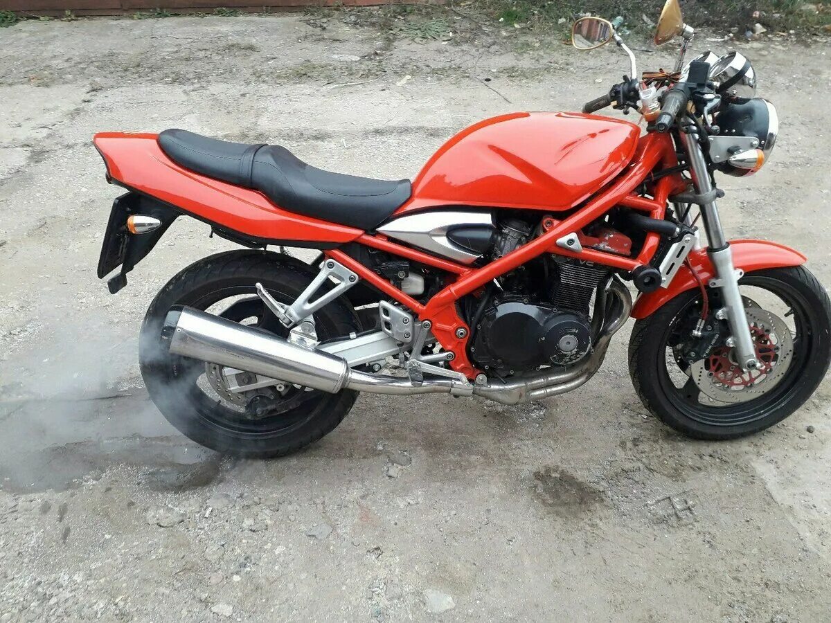 Сузуки бандит 400 красноголовый. Suzuki Bandit 400 1998. Suzuki Bandit 400 красный. Suzuki Bandit GSF 400 1980. Сузуки бандит 400 купить