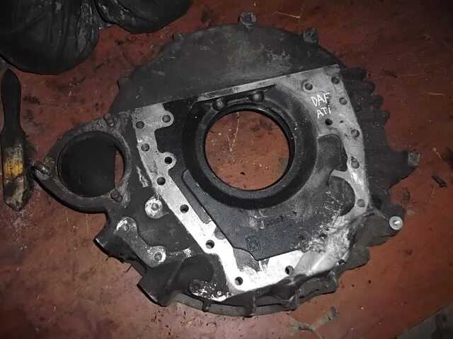 Ford kuga 2. Картер маховика зил 5301. Кожух маховика volvo d12c. Маховик даф 95 евро 3. Кожух маховика kta38.