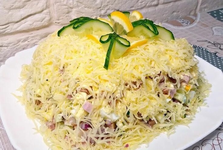 Новые салаты 2020 рецепты с фото Прелестный Салат "Триумф" Нежный, Свежий и Вкусный! / Салат на Новый Го... Ethni