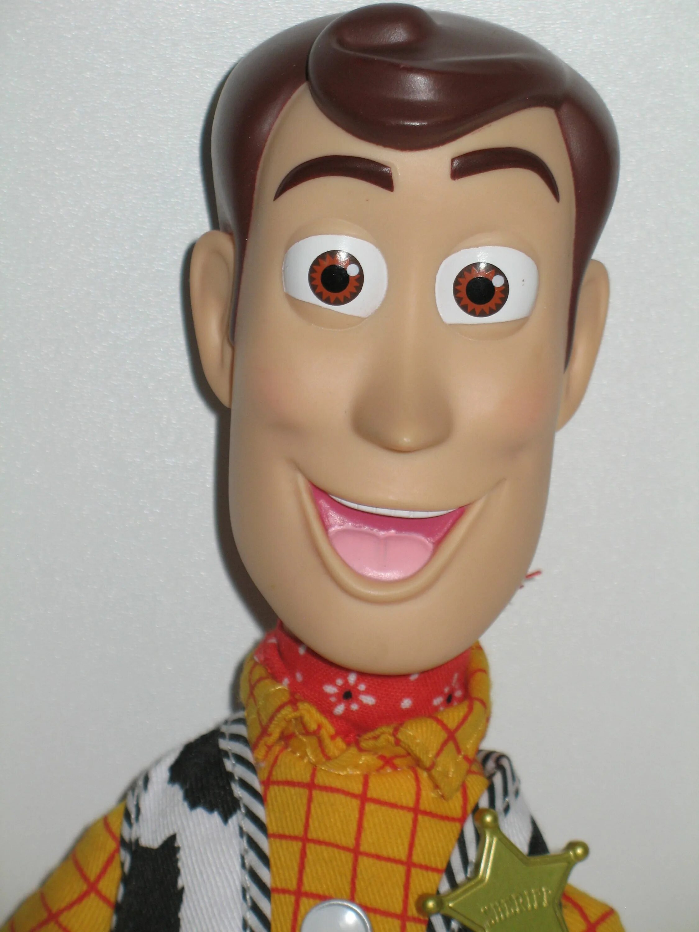 Toy story sheriff woody. Вуди шериф ковбой кукла. Мягкая игрушка шериф вуди. Кукла шериф вуди. Игрушка дисней ковбой вуди.