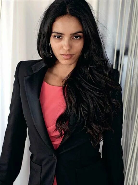 Афсиа эрзи. Афсиа эрзи рост. Афсиа эрзи. Афсия эрзи. Hafsia herzi.