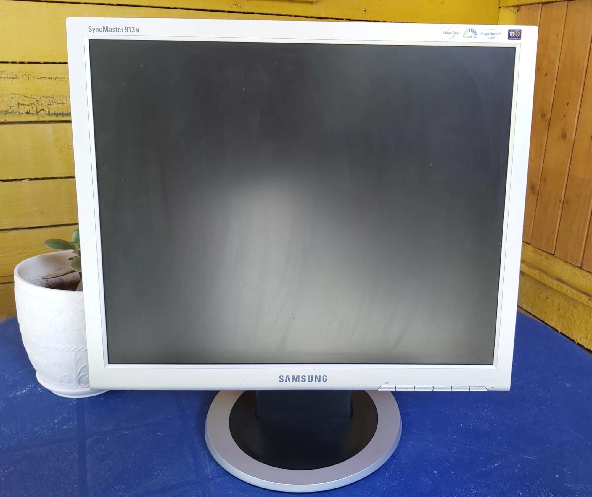 Монитор самсунг 19 дюймов квадратный. Samsung SYNCMASTER 940n. Монитор Samsung 19 дюймов квадратный. Samsung SYNCMASTER 913n. Купить старый монитор