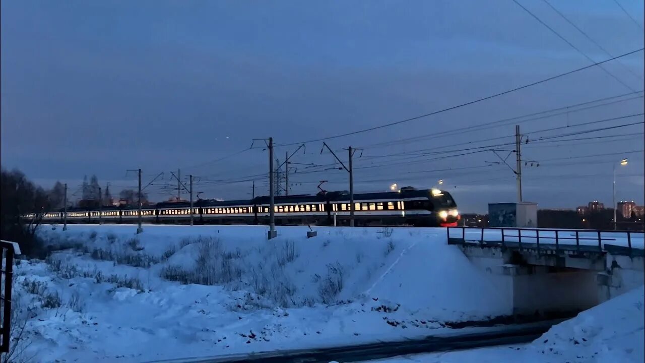 Эп2дм эк вниижт. Эп2дм 0300 электропоезд. Эп2дм 0300 электропоезд. Эп2дм 0300 электропоезд. Эп2дм новый поезд.
