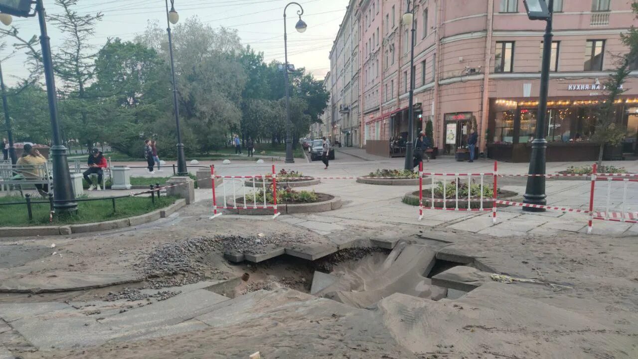 Почему на васильевском линии а не улицы. Почему на васильевском линии а не улицы
