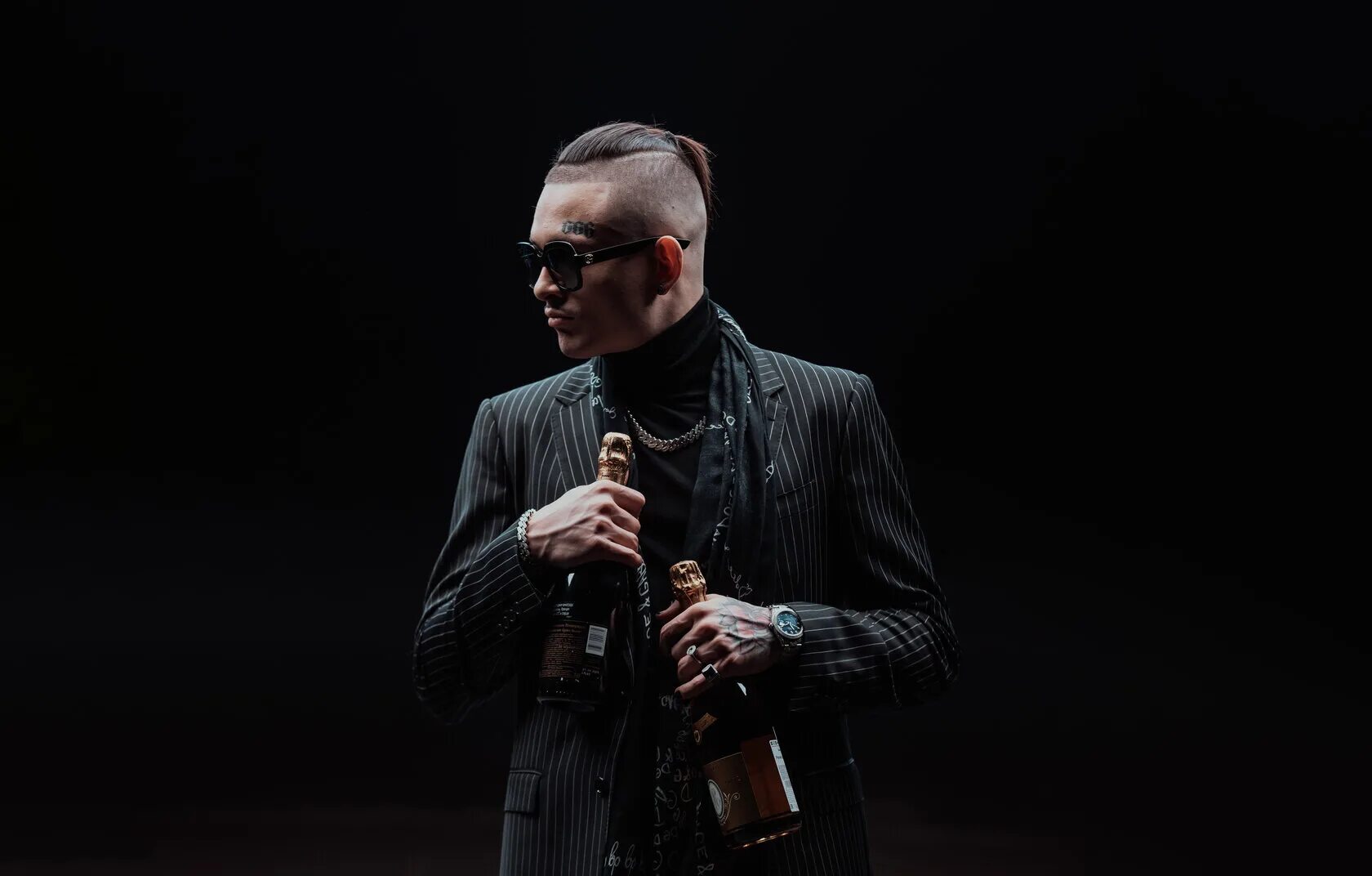 Моргенштерн последняя на гитаре. Моргенштерн cristal moët. morgenstern crystal моёт. кристал мает морген. морген кристалл и моёт.
