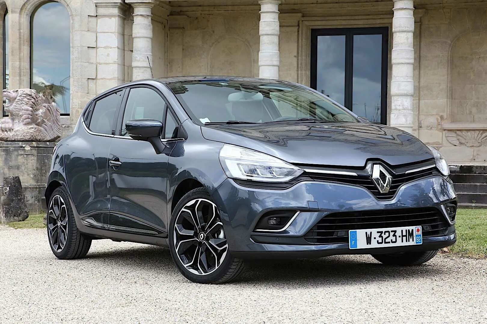 Renault c. Renault Clio 4. Renault Clio 5. Renault Clio 2019. Рено Клио 2022.