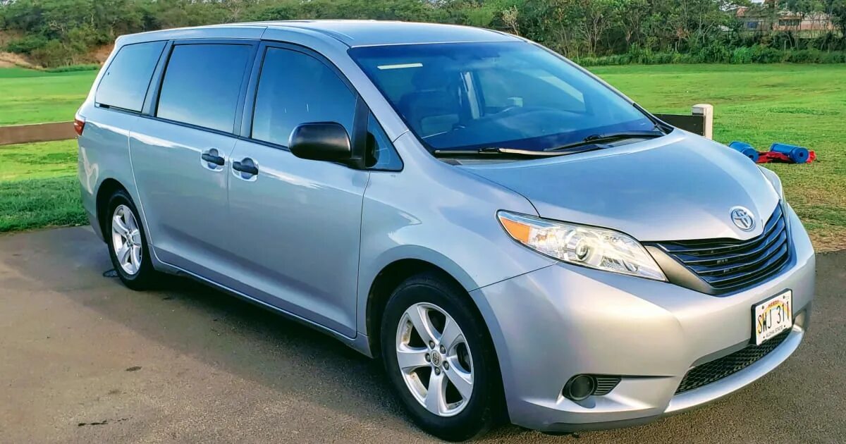 Toyota Sienna 2016. Тойота Сиенна 2016. Sienna 2016. Тойота сена. Тойота сена 2024