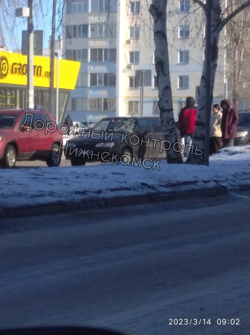 Нижнекамск вконтакте дорожный. ДТП Нижнекамск за последние. Дорожный знак Нижнекамска.