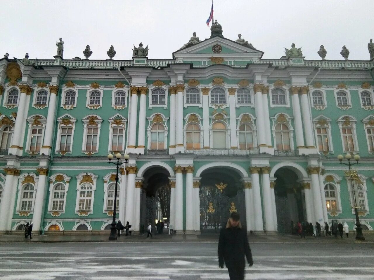 Санкт петербург дворцовая площадь 6 8 эрмитаж. Санкт-Петербург Дворцовая набережная 38 государственный Эрмитаж.