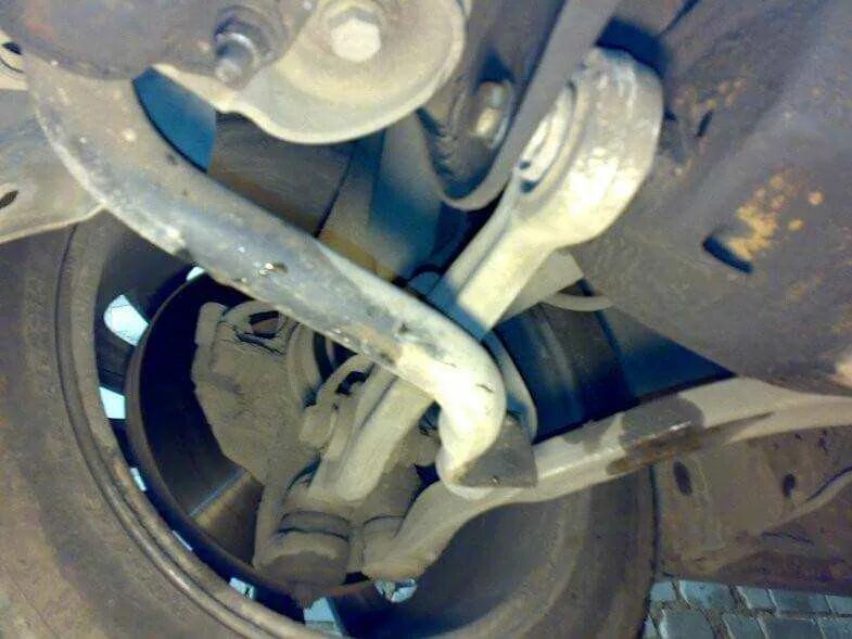 передняя подвеска ауди а6 с6. замена рычагов а6 с5. верхние шаровые ауди а4 б5. болт верхних рычагов ауди а6 с5. передний верхний рычаг ауди а4 b7.