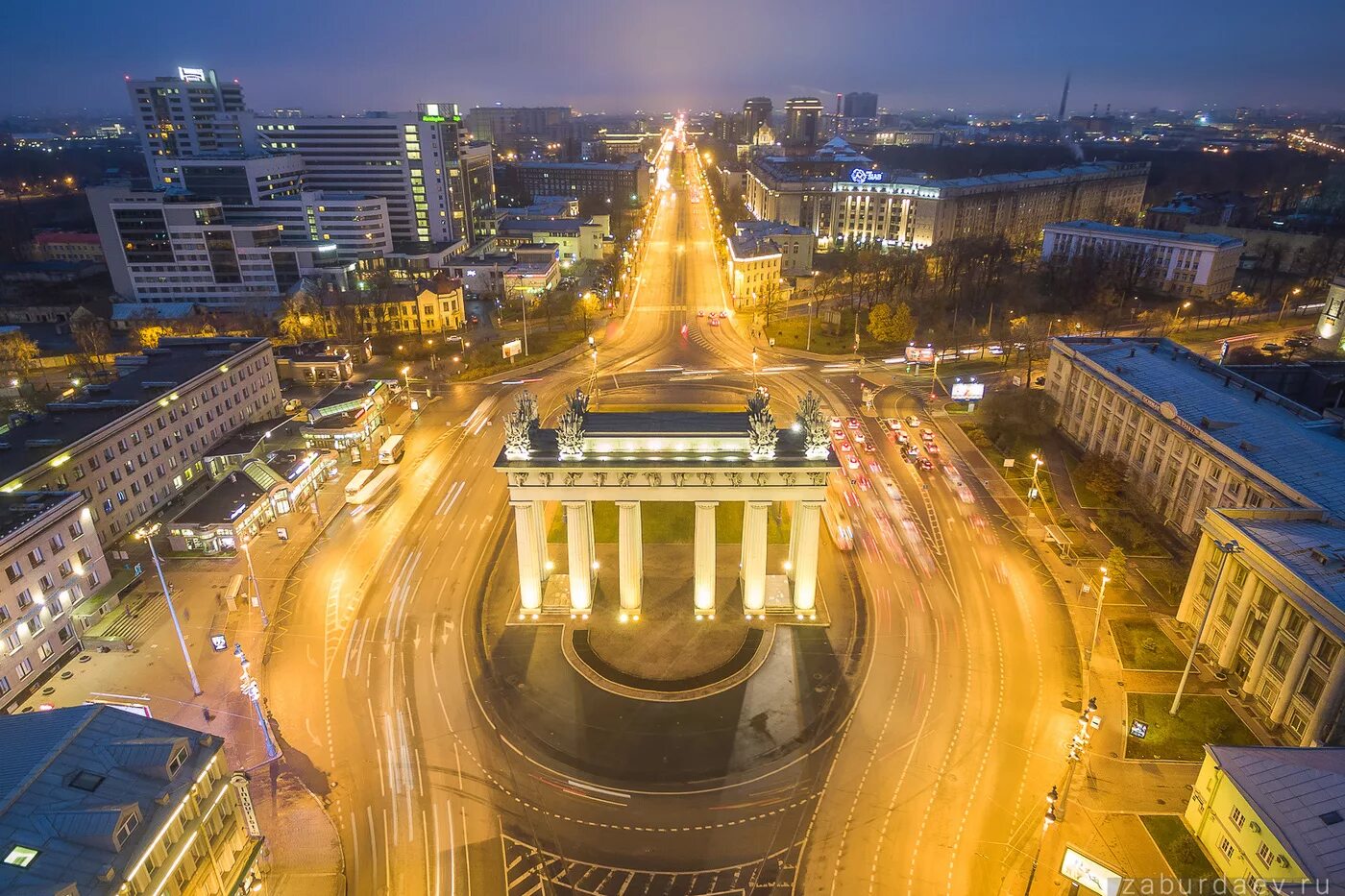 Spb московский. Московский проспект московские ворота. Питер Московский проспект московские ворота. Московский район Санкт-Петербурга. Московские ворота, Санкт-Петербург, площадь московские ворота.