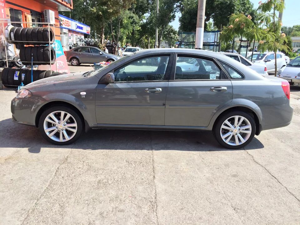 Chevrolet tracker satin steel grey metallic. Satin steel gray metallic spark. Satin steel gray. Satin steel gray. Satin steel gray.