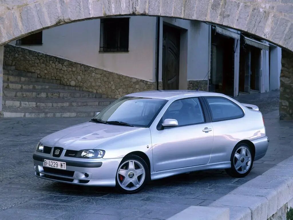6. Сеат кордоба 1. Seat cordoba 1997. Seat cordoba 1999. 4 мт, 1999.
