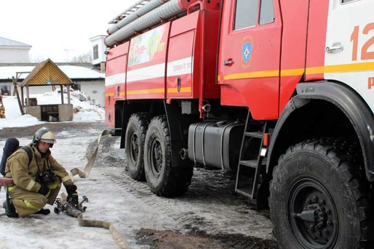 Занятия по решению пожарно тактических задач. Пожар в сандовском районе. решение пожарно-тактических задач.