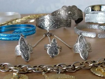 Продам серебро ювелирное