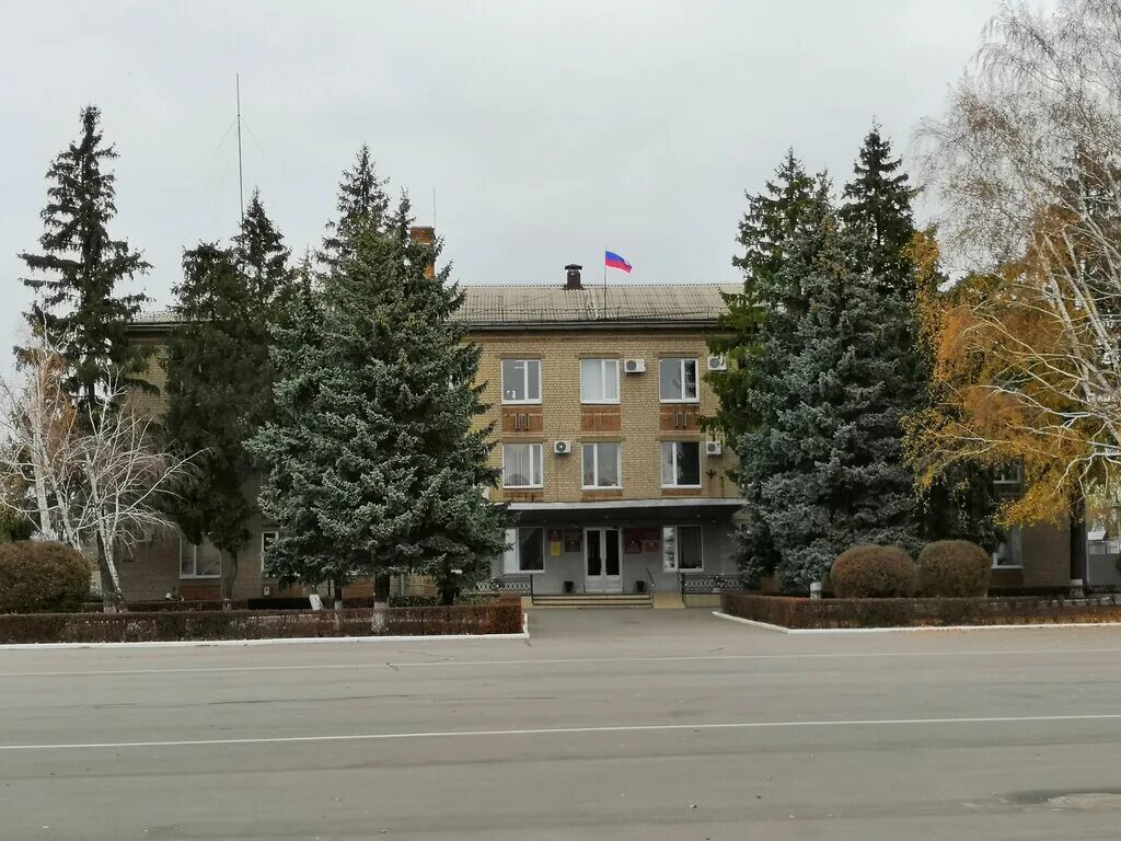 Кантемировка. Воронежскую область поселок кантемировка. Свято-троицкая церковь кантемировка. Рабочий посёлок кантемировка. Кантемировка воронежская обл.