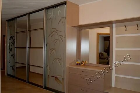 Встроенный шкаф в прихожую фото