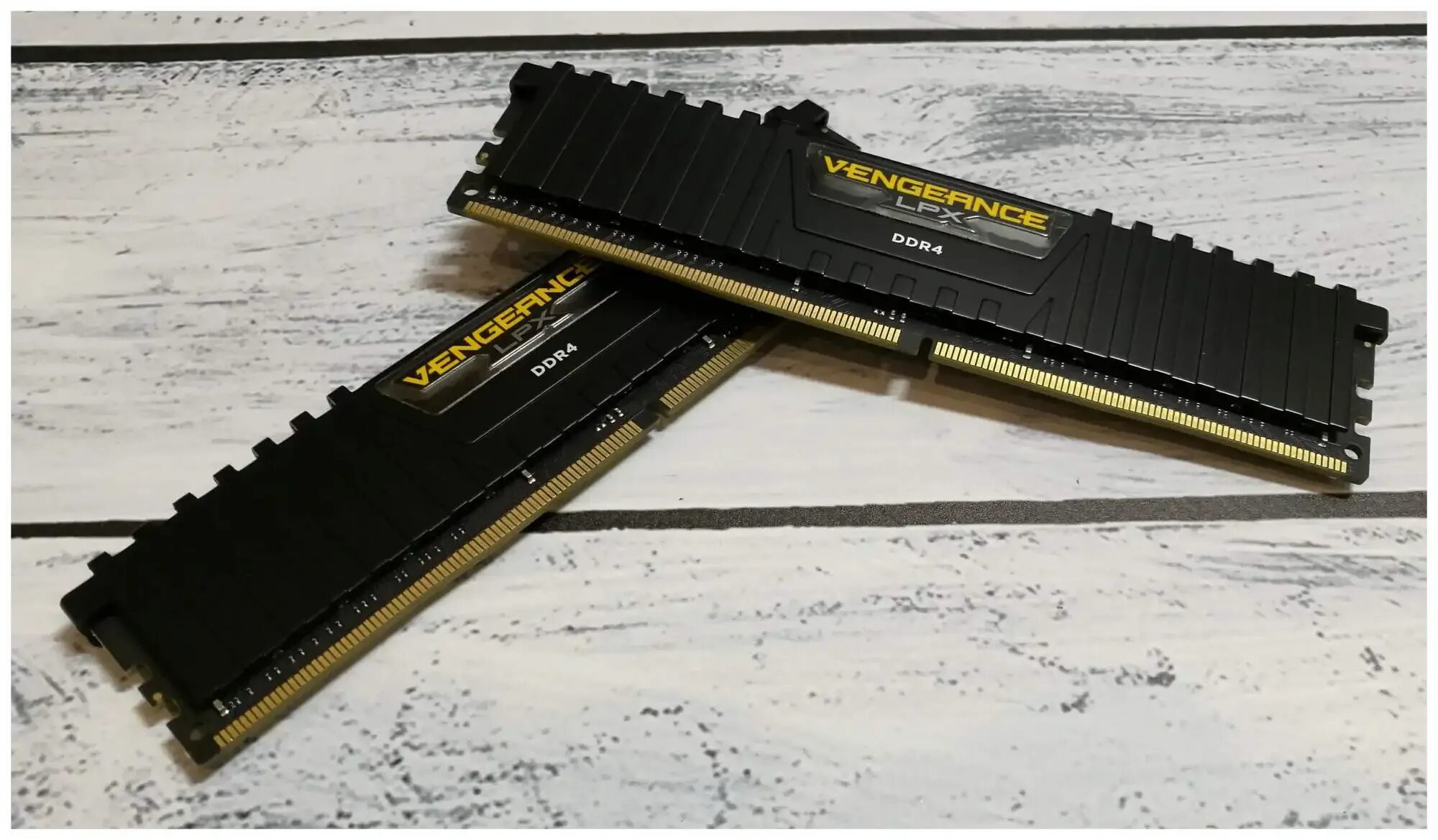 Память corsair vengeance lpx