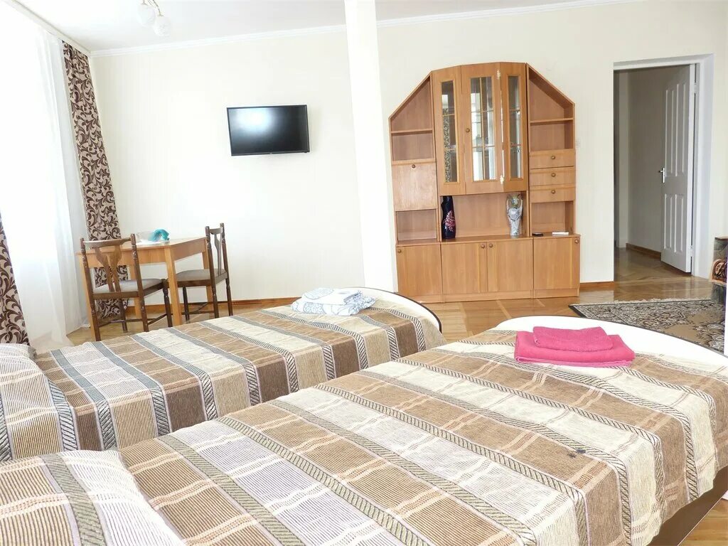 романтик кчр архыз. гостиница ренессанс судак. романтичный отель. отель романтика архыз. отель романтик крым фото.