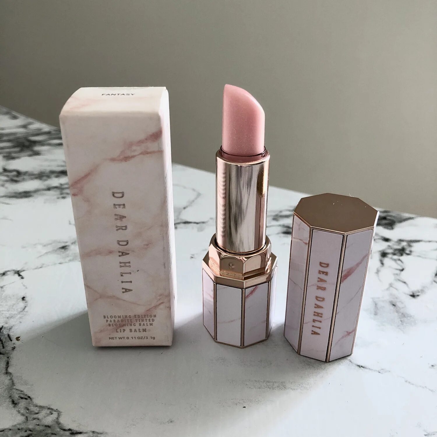 Dear dahlia lip paradise blooming balm. Dear dahlia бальзам. Консилер dear dahlia. Dear dahlia blooming edition lip paradise sheer dew tinted lipstick. Dear dahlia blooming balm.