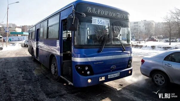 Автобус пятьдесят пятый. Синие автобусы Daewoo 2005. Белогорск автобус Daewoo. Питомник 50 автобус. Автобус 50 Ярославль.