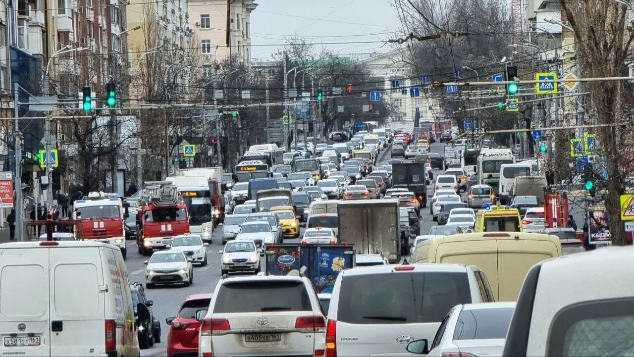 Ростов на Дону сейчас. Движение транспорта. Движение в Ростове. Ростов на Дону сегодня. Видео ростова на дону сегодня