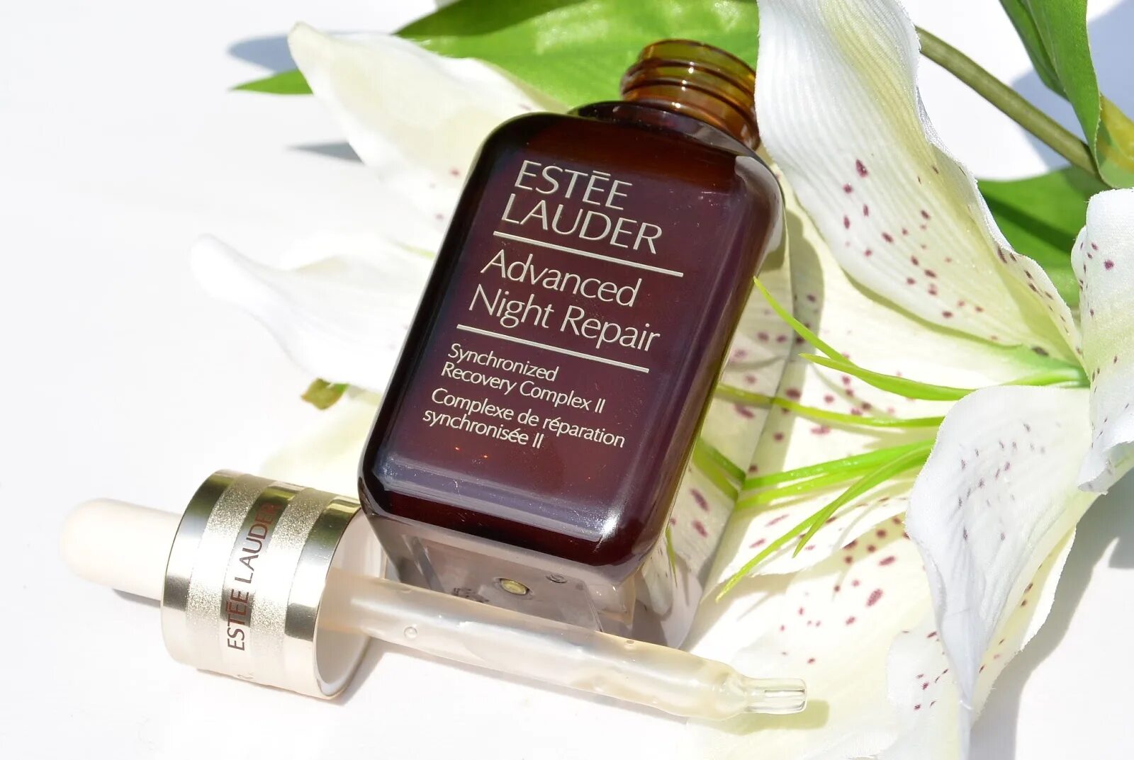 Estée Lauder Advanced Night Repair. Сыворотка ночная Эсте лаудер для лица. Advanced Night Repair Estee Lauder реклама. Эсте лаудер эликсир для губ восстанавливающий. Маска night repair