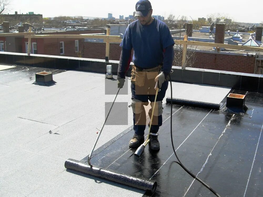 Технология наплавляемой кровли технониколь. Тпо мембраны для плоской кровли. Монтаж пвх мембраны. Плоская кровля пвх мембрана. Кровля мембрана пвх технология.