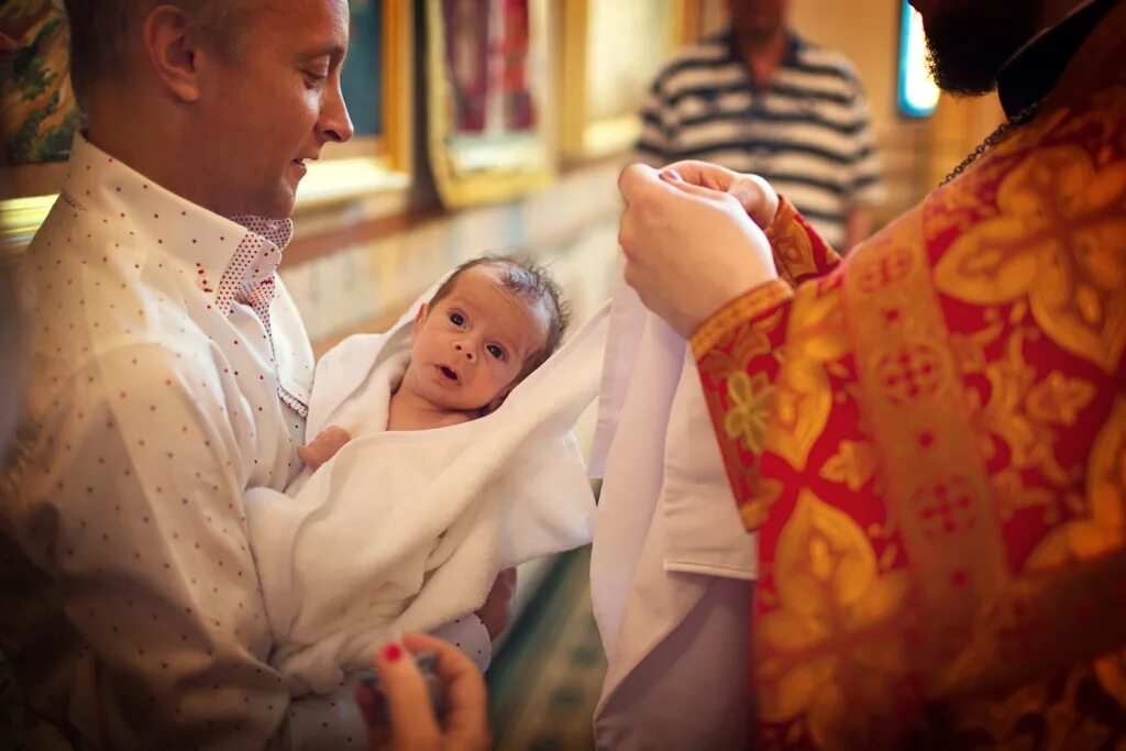 И. Можно ли парам крестить ребенка. «таинство крещения» крещение господне. Крещение мальчика. Как подписать фото с крещения.