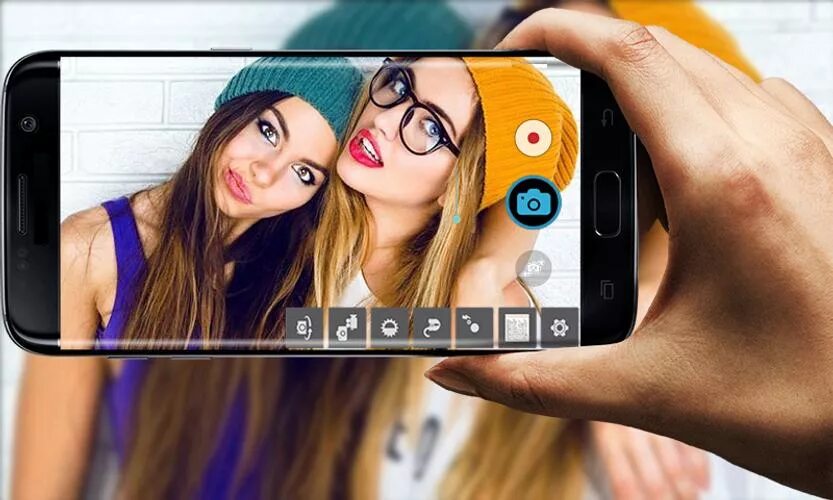 Селфи камера на телефоне. Селфи камера с эффектами. Мобильное приложение фильтрами для селфи. Селфи камера маленькая.