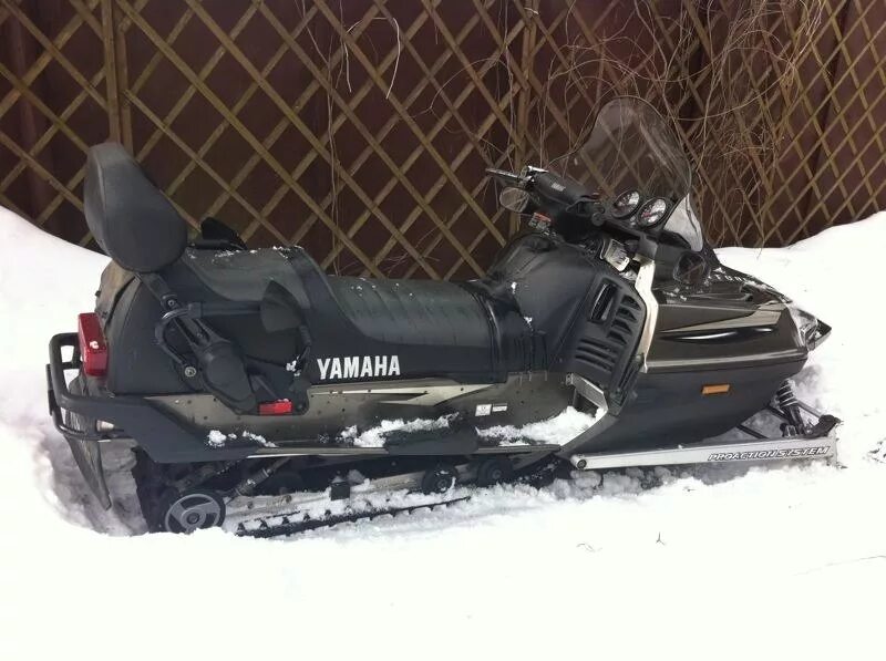 Снегоход ямаха викинг купить запчасти. Ямаха Вентура 700 2000. Снегоход Ямаха Venture 700. Снегоход Yamaha Venture VT-700. Yamaha Venture 600 1996.