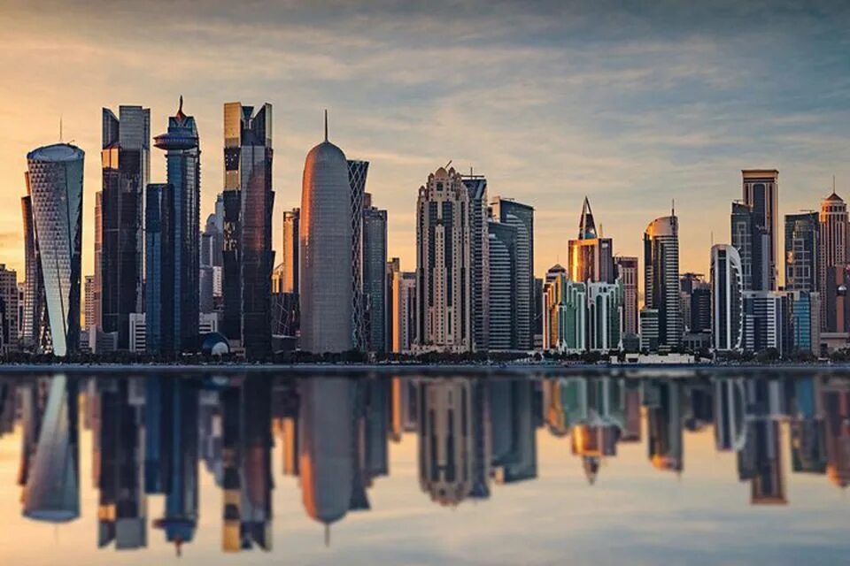 Private city. Доха Катар. Панорама города. Катар небоскребы. Экономика Катара.