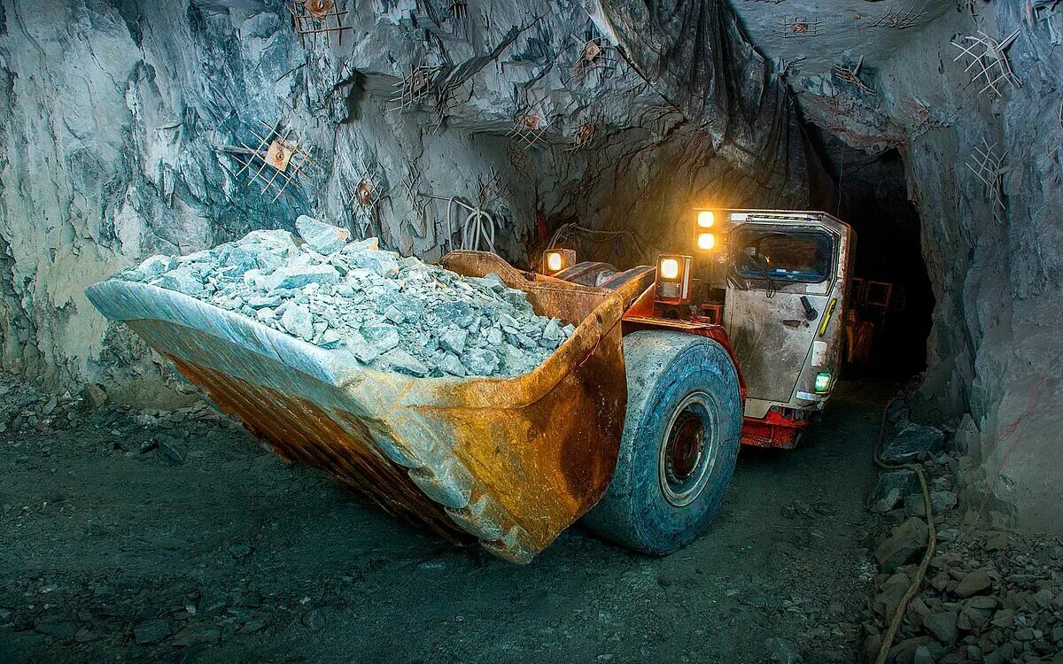 Mining dutch. Подземная разработка месторождений. Подземная разработка полезных ископаемых. Подземная добыча полезных ископаемых. Добыча руды.