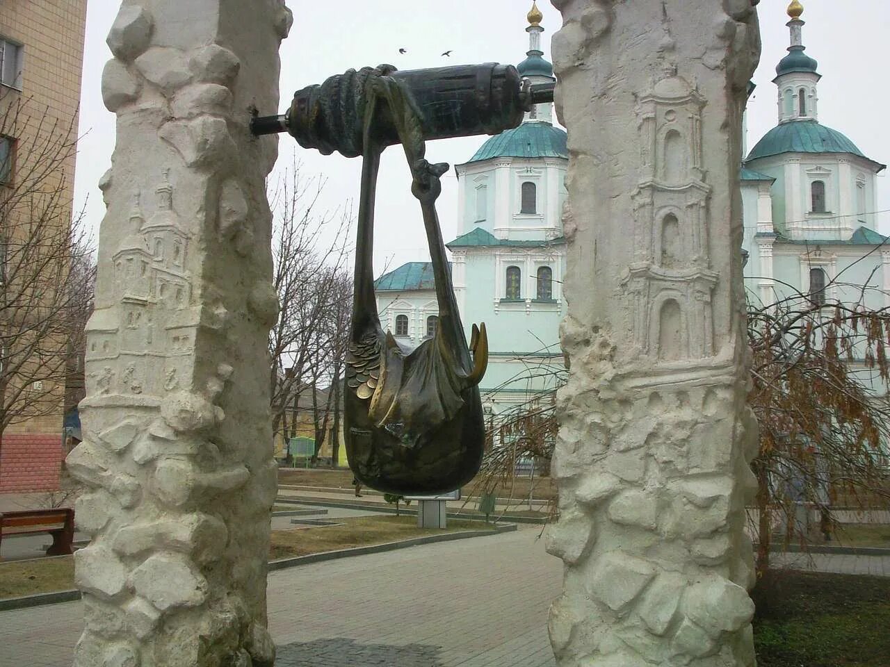 Купить сумы в москве. Сумы город. Сумы город на Украине. Сумы достопримечательности города. Сумы памятник сумка.