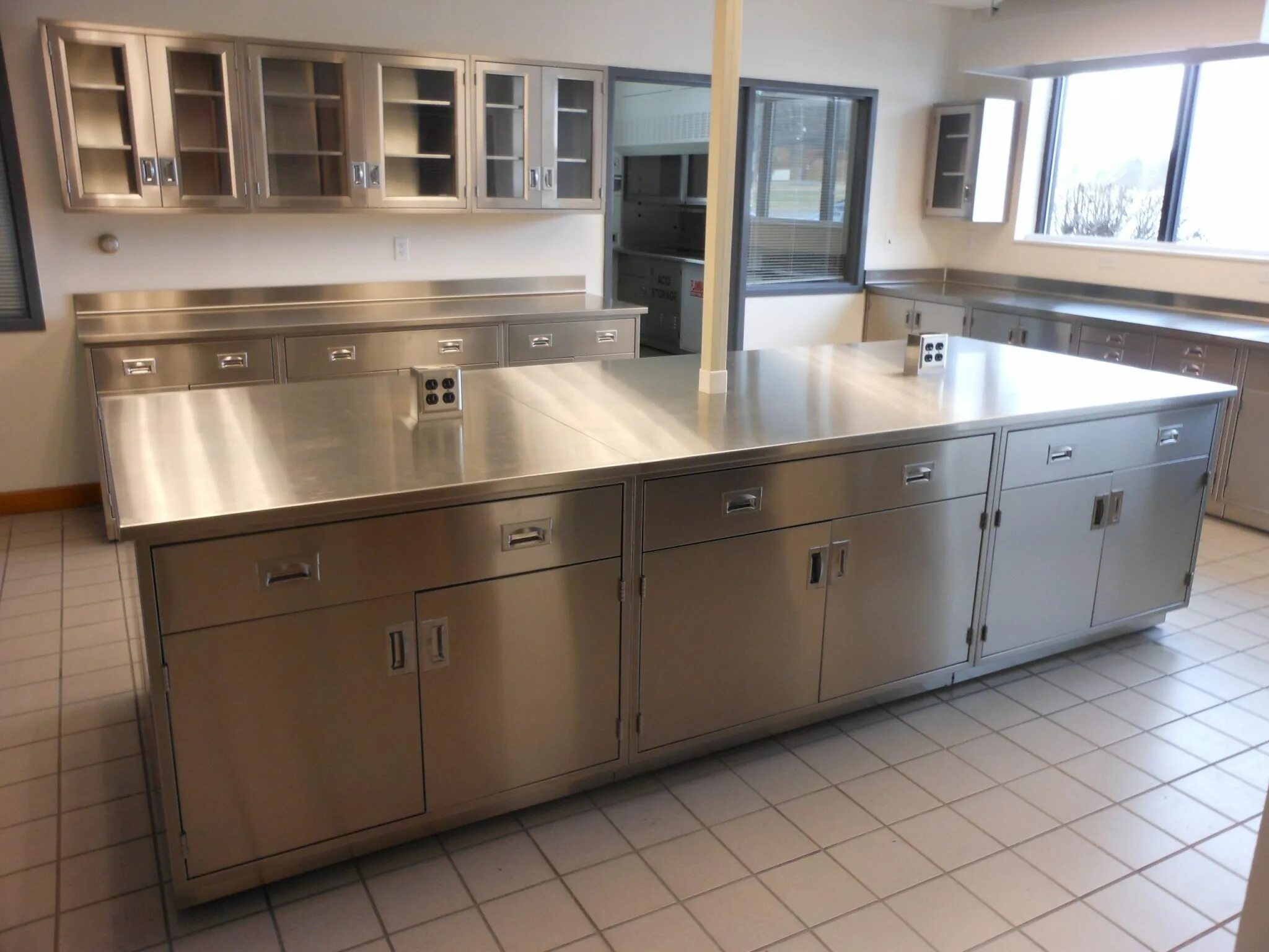 Стал лаб. Мебель из нержавейки в лаборатории. Stainless Steel Cabinets for Kitchen. Laboratory Countertop. Countertop производственный.