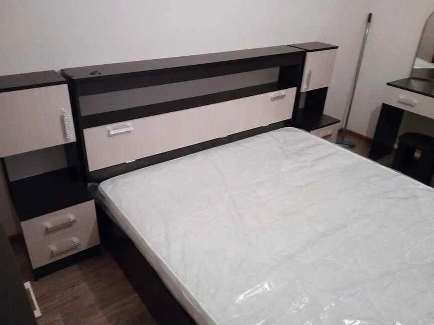 Бася кровать рикко. Кровать бася с прикроватным. Кровать двуспальная бася с прикроватным модулем. Кровать кр 552 бася венге. Кр 552 кровать с закроватным модулем (шхвхг) 2352x1016x2232.