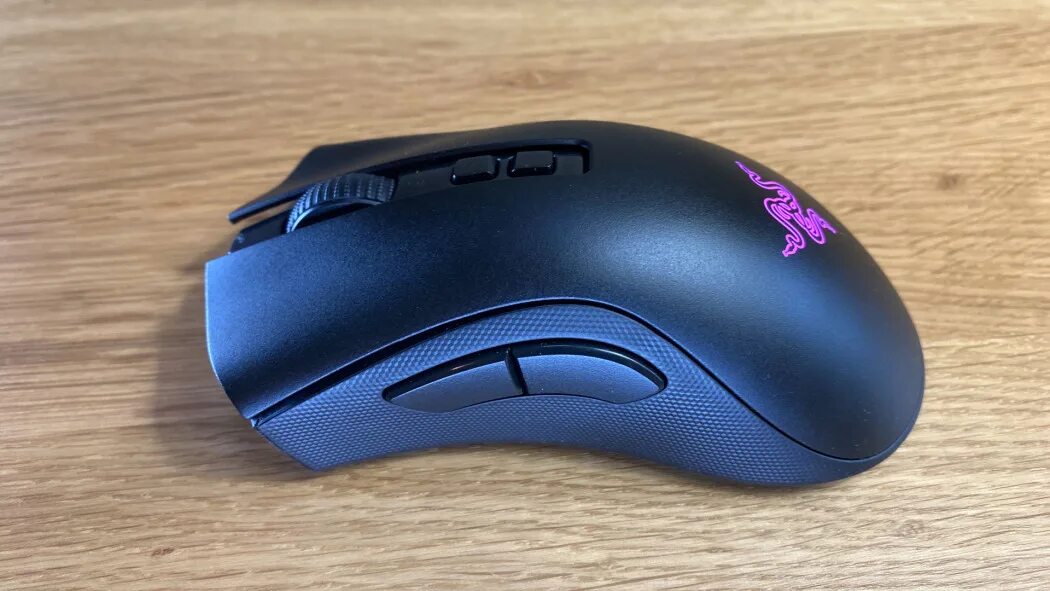 Мышь deathadder v2. Deathadder v2 pro wireless. razer deathadder v2 pro. мышка razer deathadder v2. мышь razer deathadder v2 pro wireless.