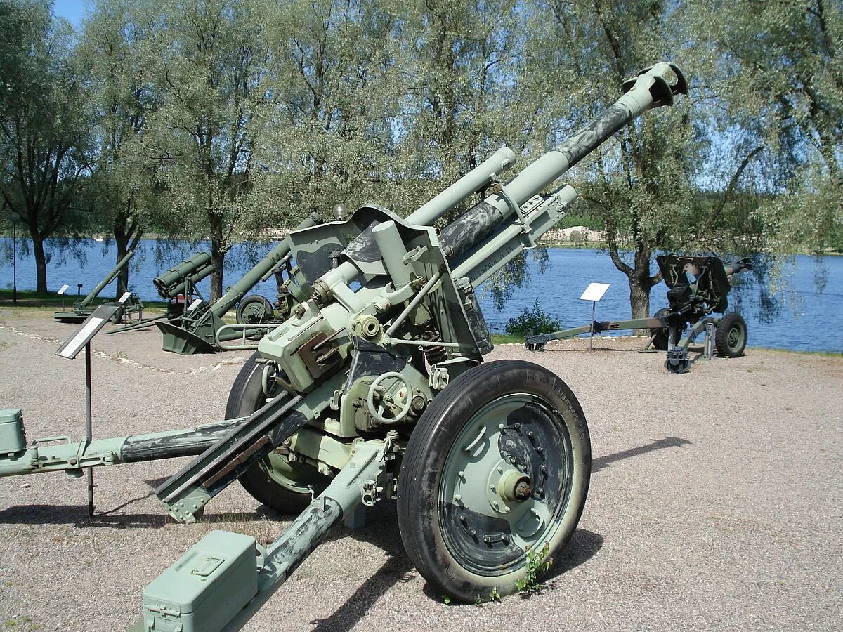 105-Мм Howitzer m101. 10,5 Cm LEFH 18m. 105-Мм гаубица LEFH 18. 105-Мм гаубица m101.