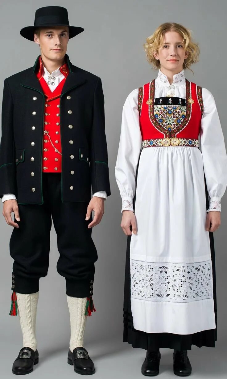 Бюнад традиционная одежда Норвегии. Бунад национальный костюм. Традиционный костюм Норвегии бюнард. Бюнад народный костюм Норвегии. Традиционные комплекты мужской