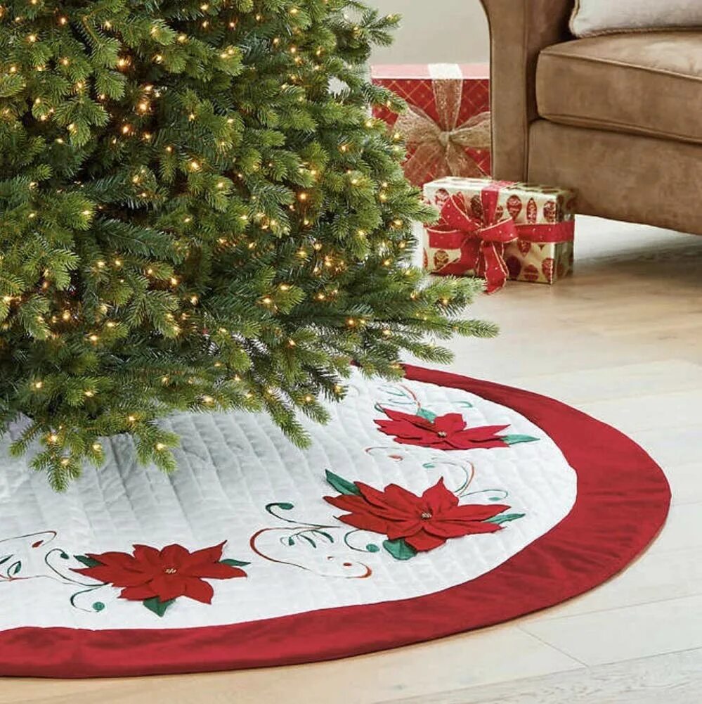 Елка с мехом. Накидка под елку. Юбка для елки белая. Юбка под елку. Юбка для новогодней елки.