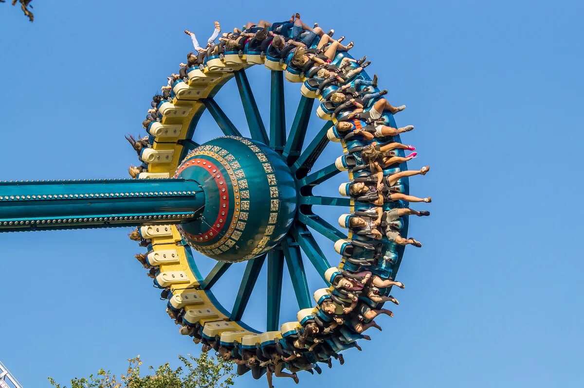 Крестовский остров санкт-петербург аттракционы. Диво остров санкт-петербург аттракционы. Парк аттракционов питер крестовский остров. Питер крестовский остров аттракционы. Аттракционы в питере диво остров.