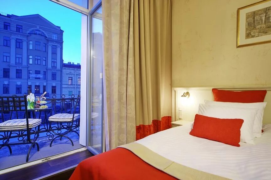 пушка инн отель санкт-петербург. балкон в гостинице. отели с балконом москва. отели с балконом москва. отели с балконом москва.